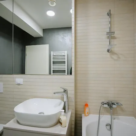 Apartment Spring - Mall Coresi Brasov