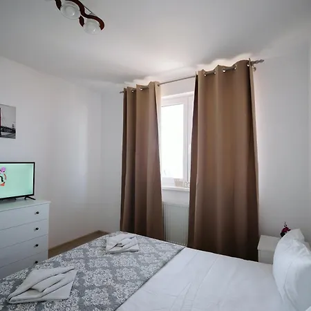 Apartment Spring - Mall Coresi *